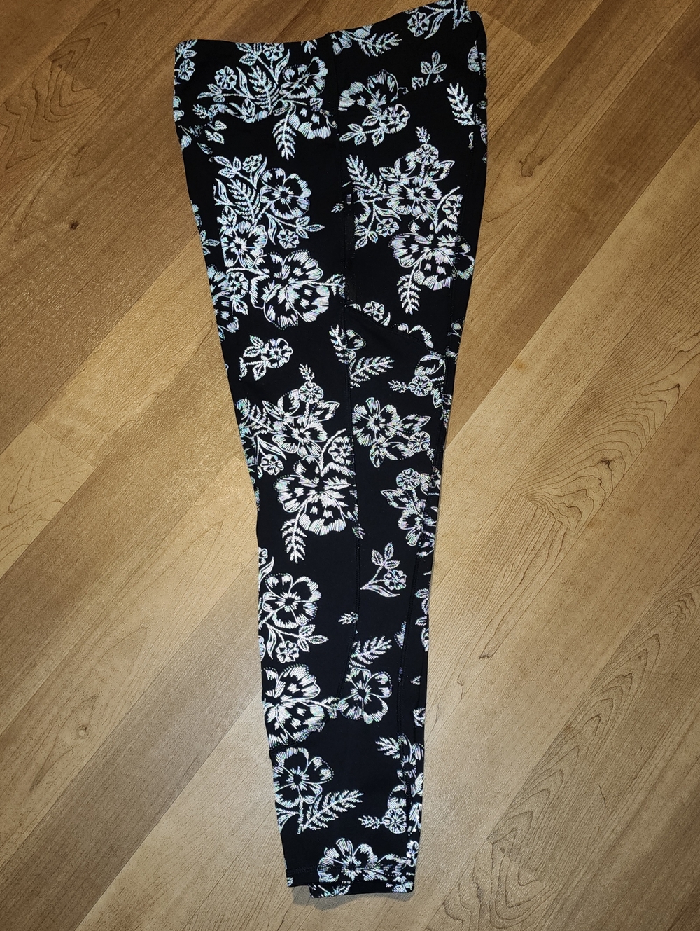 Avia Black Leggings with White Floral Pattern